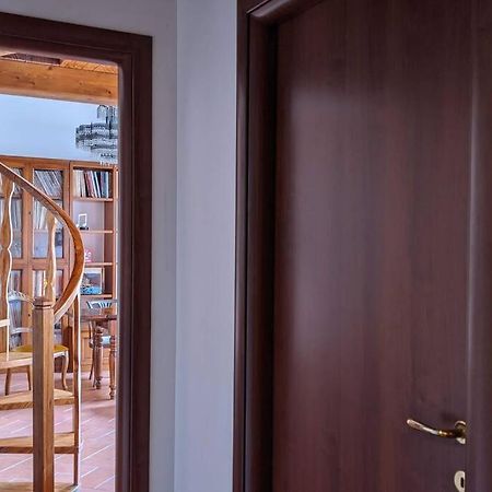 リヴォルノCasa Armoniaアパートメント エクステリア 写真
