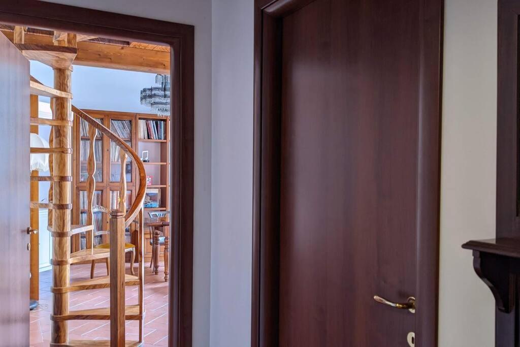 リヴォルノCasa Armoniaアパートメント エクステリア 写真